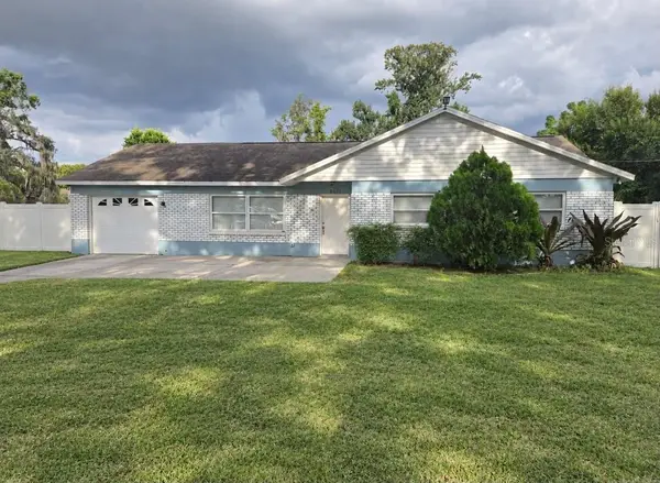 8601 Twin Lakes Boulevard, TAMPA, FL 33614