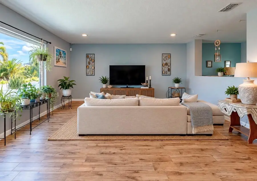 337 Star Shell Drive, Apollo Beach, FL 33572 - #2