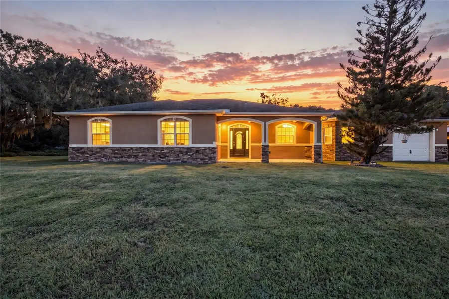 1208 W Baker Street, Plant City, FL 33563 - #2