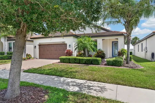 16836 Whisper Elm Street, WIMAUMA, FL 33598