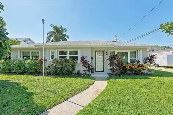1044 32nd Avenue N, ST PETERSBURG, FL 33704