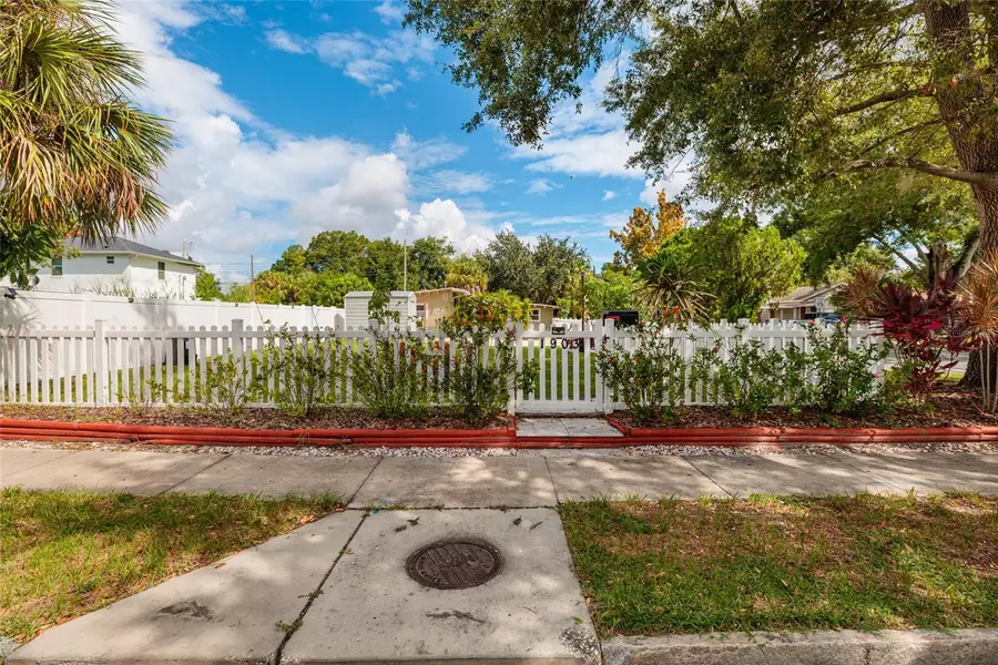 1903 30th Avenue N, Saint Petersburg, FL 33713 - #2