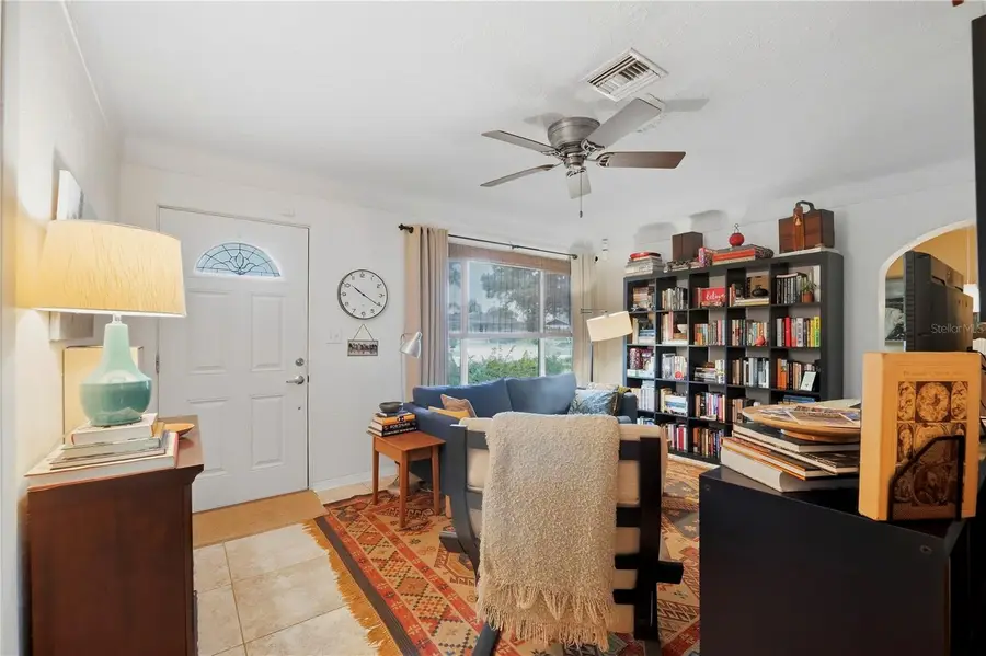 4559 24th Avenue N, Saint Petersburg, FL 33713 - #2