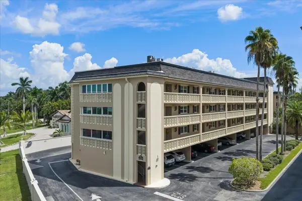 155 Bluff View Drive #209, BELLEAIR BLUFFS, FL 33770