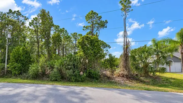8 September Place, PALM COAST, FL 32164