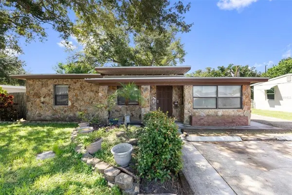 1124 54th Avenue N, ST PETERSBURG, FL 33703