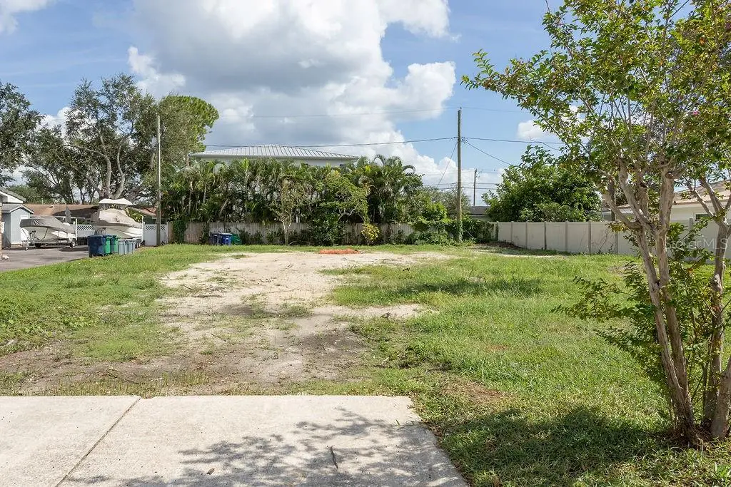 621 Hudson Avenue, Tampa, FL 33606 - #1