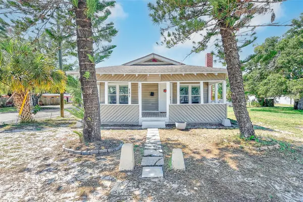 731 37th Street S, ST PETERSBURG, FL 33711