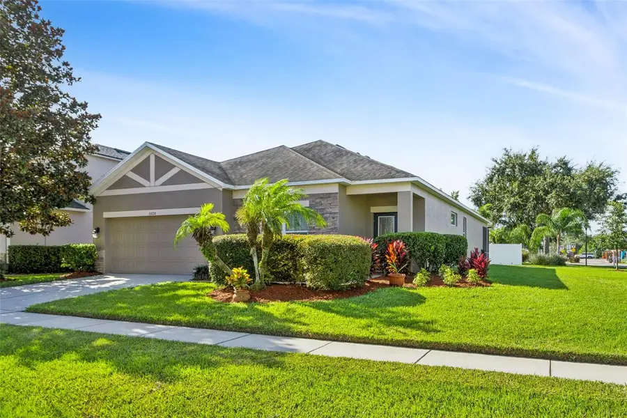 33728 Honeywood Avenue, Wesley Chapel, FL 33545 - #2