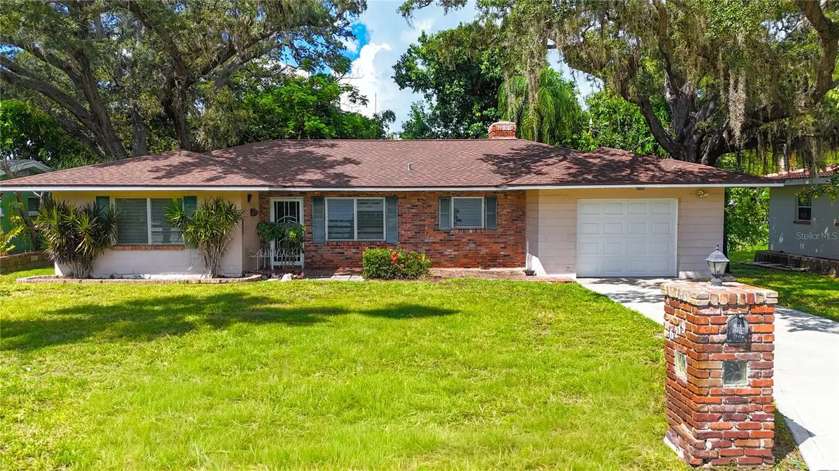 6219 6th Avenue S, Saint Petersburg, FL 33707 - #1