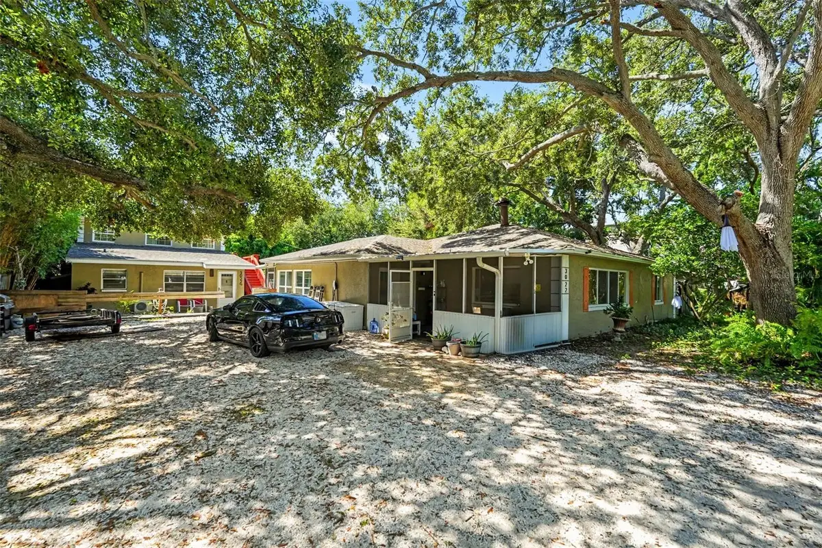 3022 Dartmouth Avenue N, Saint Petersburg, FL 33713 - #1