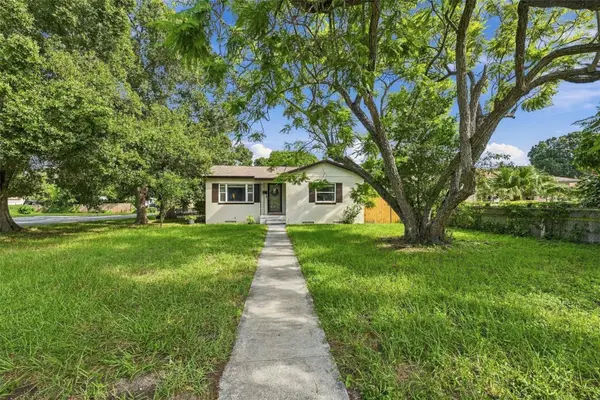 2495 34th Avenue N, ST PETERSBURG, FL 33713