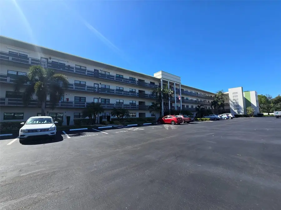 6080 80th Street N #102, Saint Petersburg, FL 33709 - #2