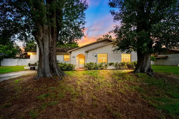 1807 Nova Drive, VALRICO, FL 33596