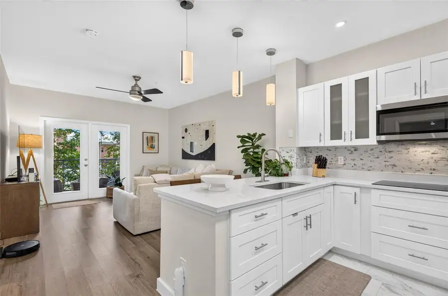 2010 E Palm Avenue #15211, Tampa, FL 33605 - #3