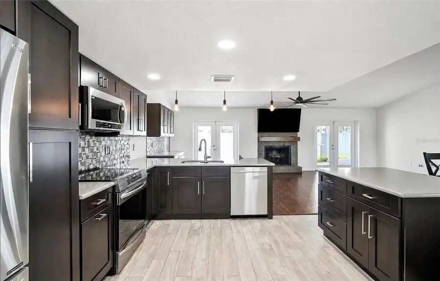 7892 Sundown Drive N, Saint Petersburg, FL 33709 - #3