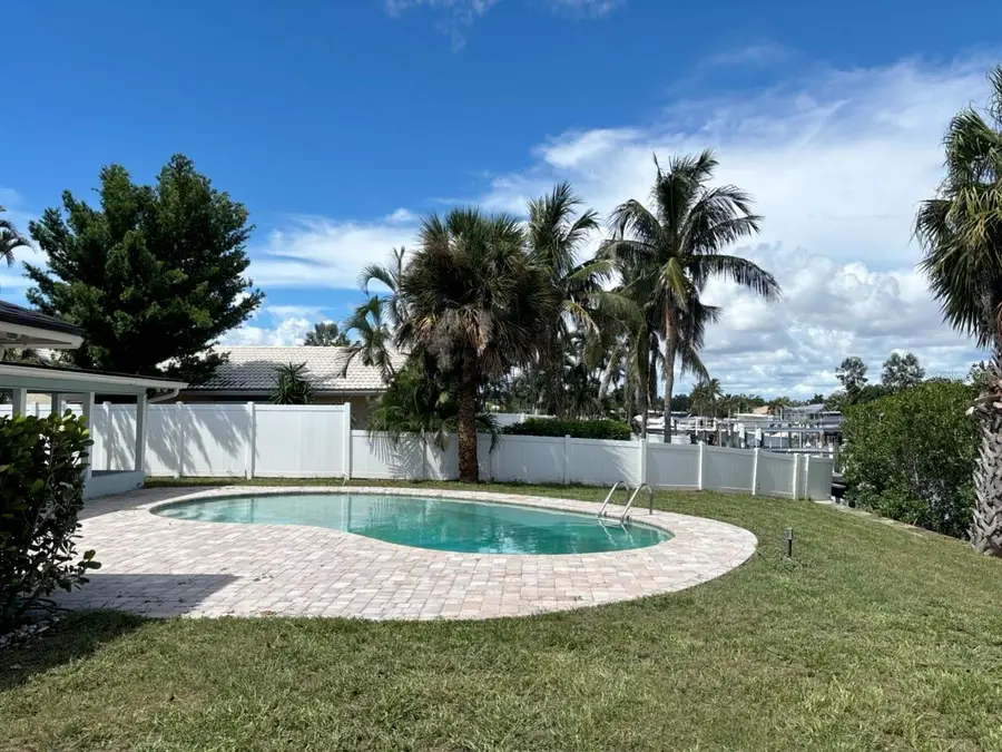 4568 40th Street S, Saint Petersburg, FL 33711 - #2