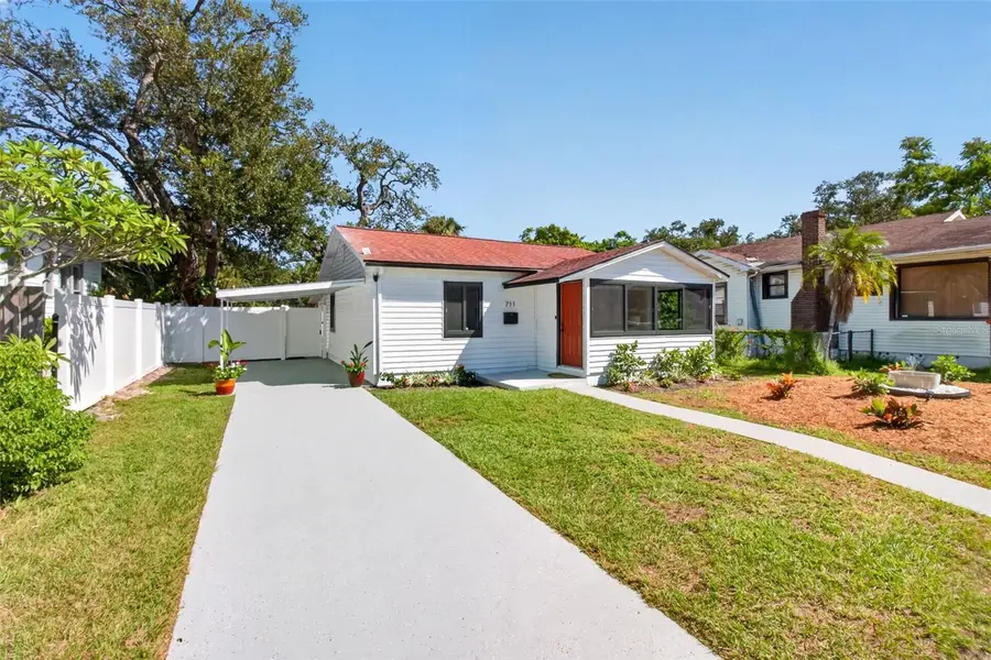 711 19th Avenue S, Saint Petersburg, FL 33705 - #2
