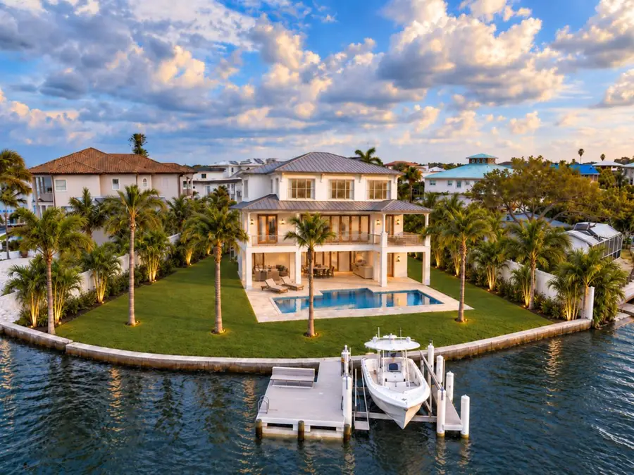 1931 Arrowhead Drive Ne, Saint Petersburg, FL 33703 - #2