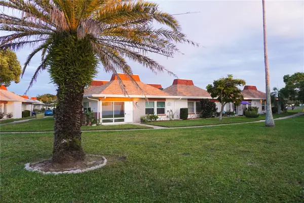 4337 Tahitian Gardens Circle #E, HOLIDAY, FL 34691