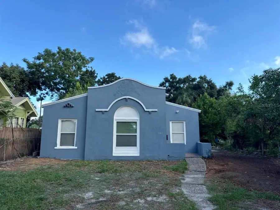 941 16th Avenue S, Saint Petersburg, FL 33705 - #2