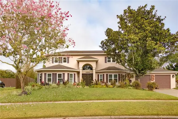 15924 Nottinghill Drive, LUTZ, FL 33548