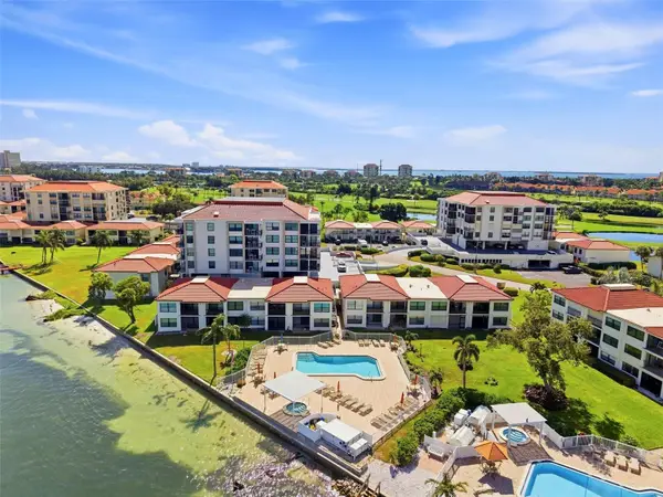 6211 Sun Boulevard #212, ST PETERSBURG, FL 33715