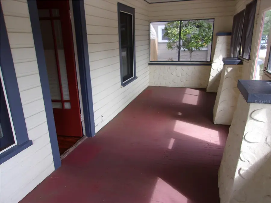 1182 8th Street N, Saint Petersburg, FL 33701 - #2