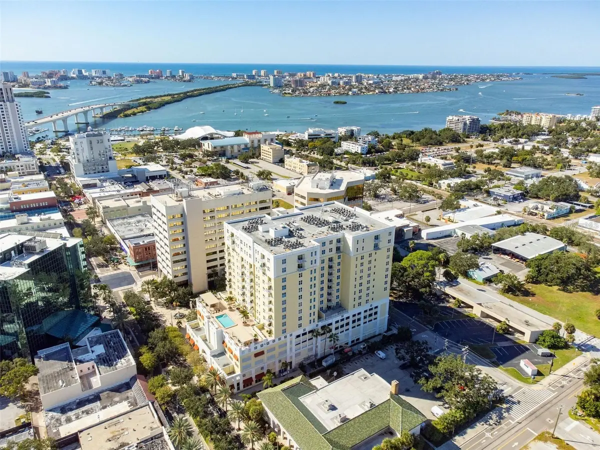 628 Cleveland Street #809, Clearwater, FL 33755 - #1