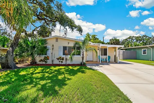 10840 50th Avenue N, ST PETERSBURG, FL 33708