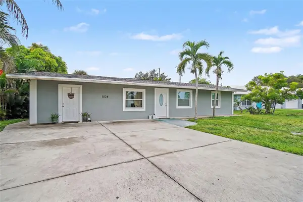 1024 S Alhambra Circle, NAPLES, FL 34103