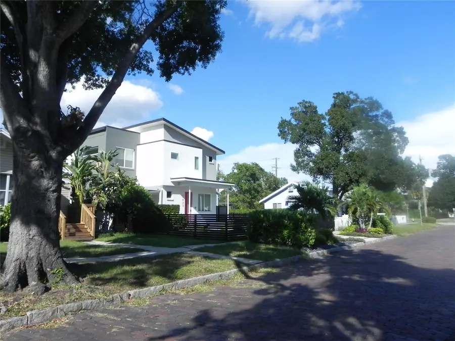 2426 2nd Avenue N, Saint Petersburg, FL 33713 - #3