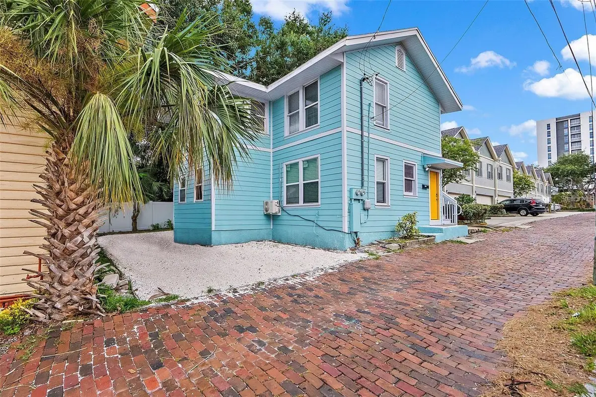 623 Mound Park Way S, Saint Petersburg, FL 33701 - #1