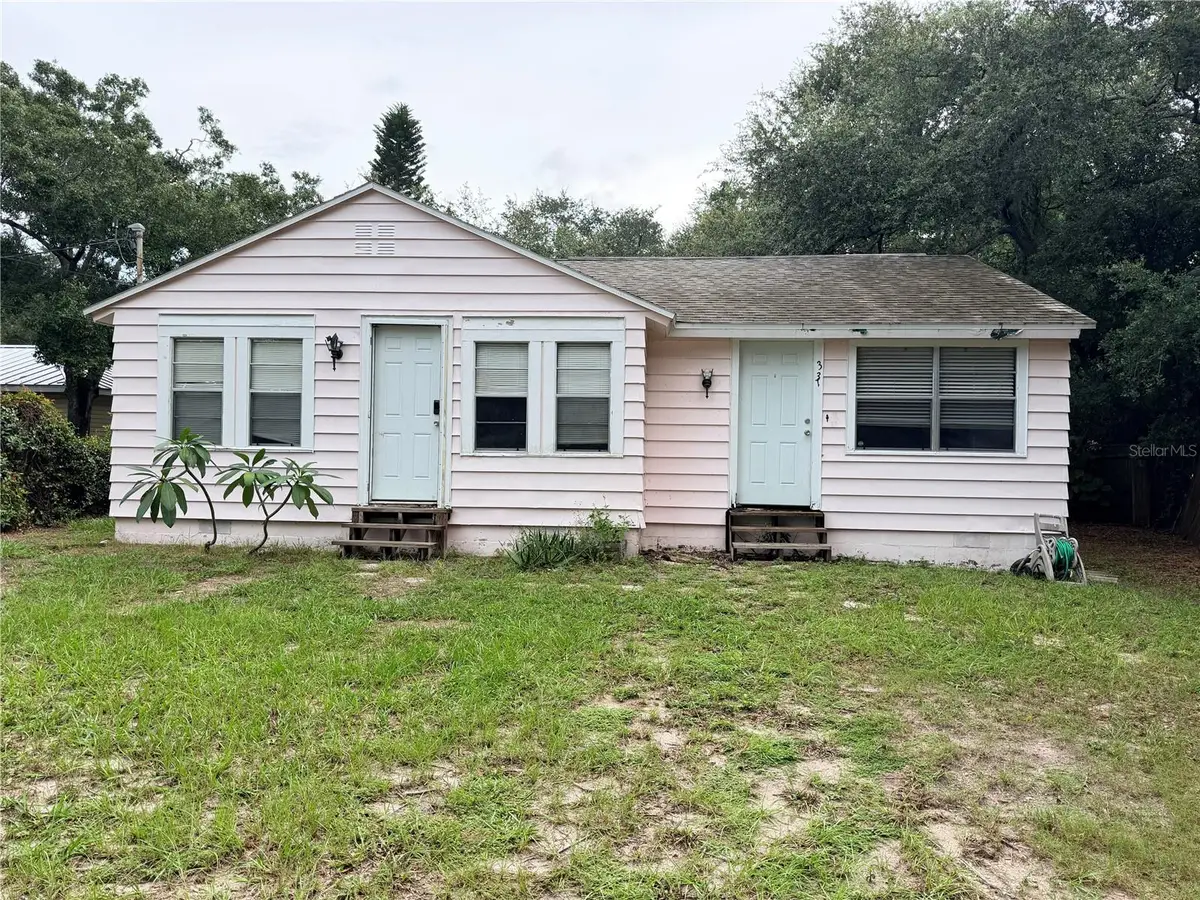 331 Marie St, Palm Harbor, FL 34683 - #1