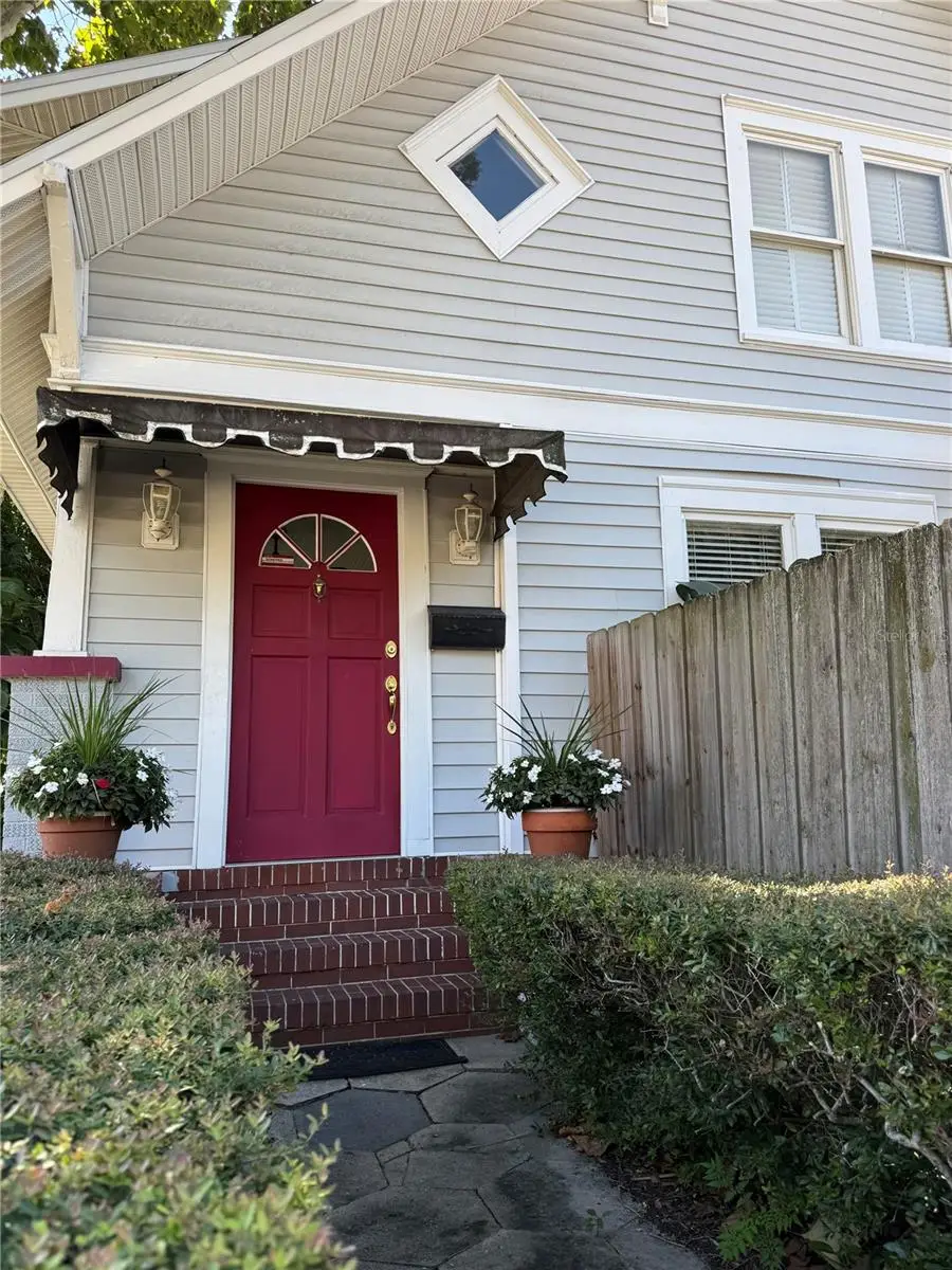 950 10th Street N, Saint Petersburg, FL 33705 - #2