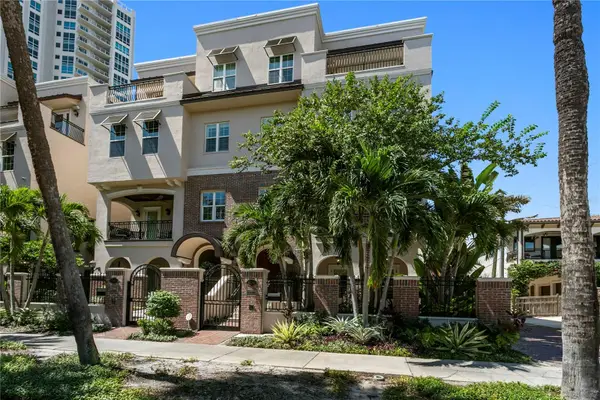 524 Beach Drive Ne, ST PETERSBURG, FL 33701