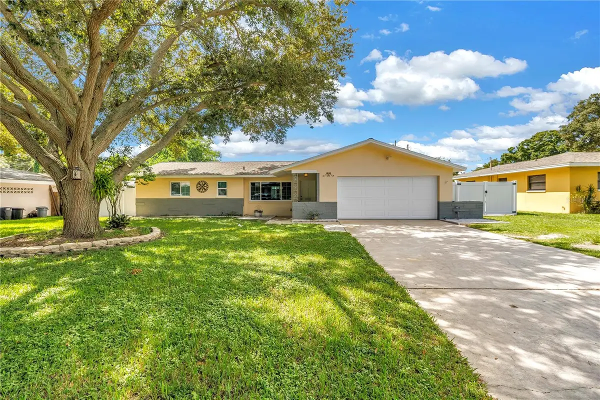 1350 Woodcrest Avenue, Clearwater, FL 33756 - #1