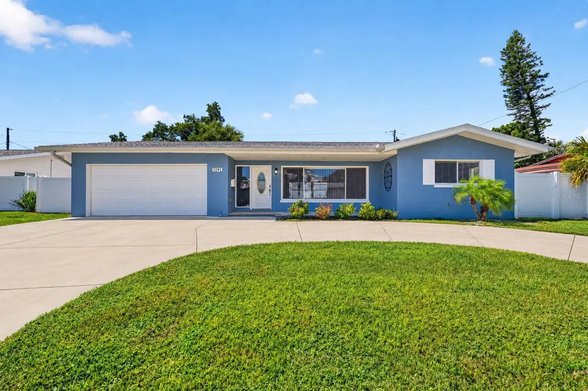 5191 41st Street S, Saint Petersburg, FL 33711 - #1