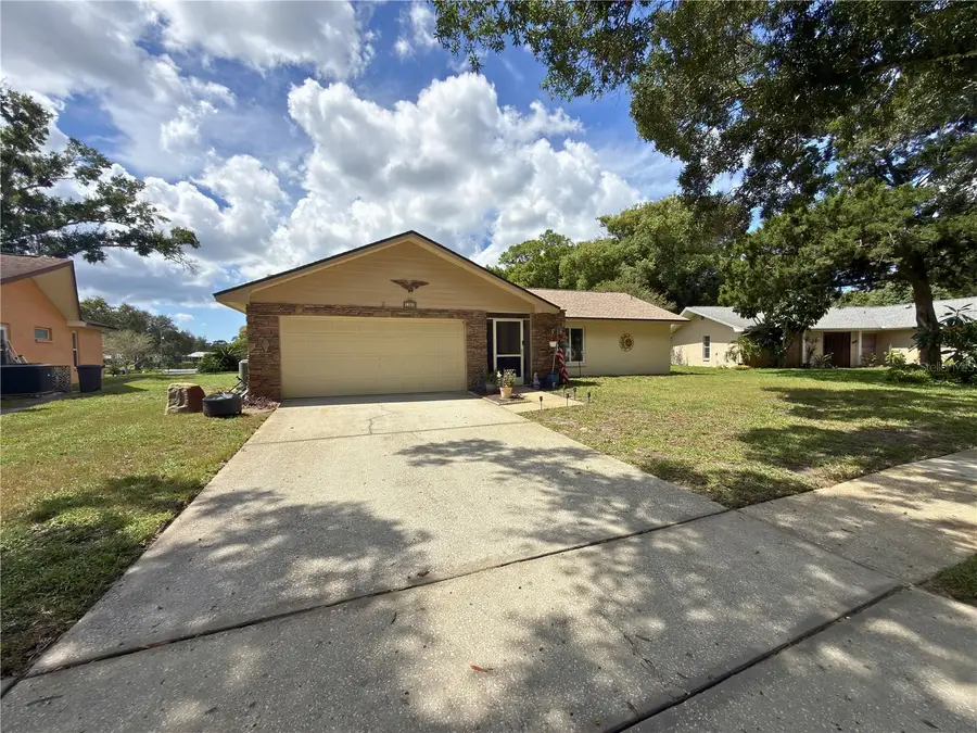 1382 Glengarry Drive, Palm Harbor, FL 34684 - #2