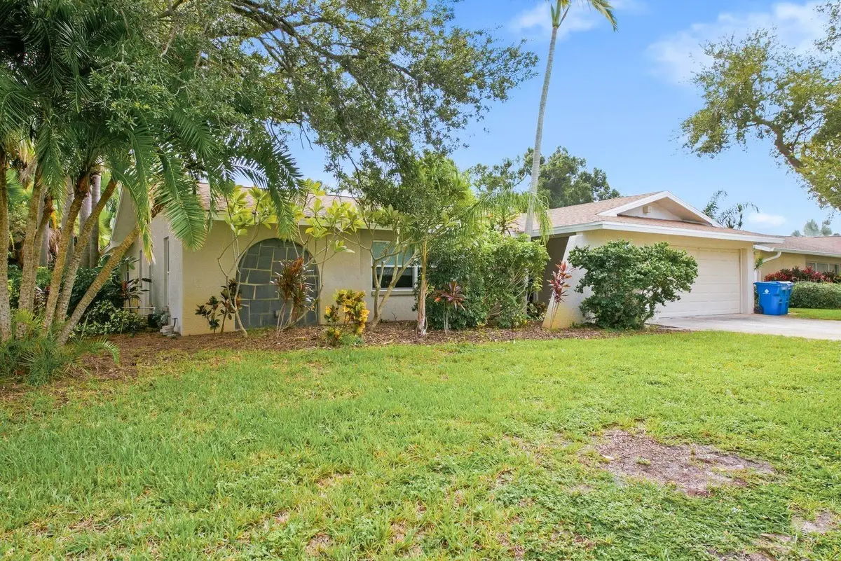 9165 136th Street, Seminole, FL 33776 - #1