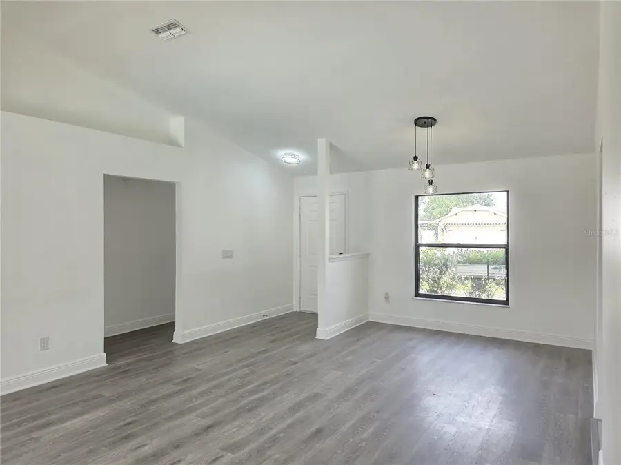 516 Rapid Falls Drive, Brandon, FL 33511 - #2