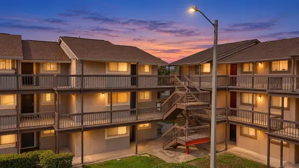 6308 Newtown Circle #8B5, TAMPA, FL 33615