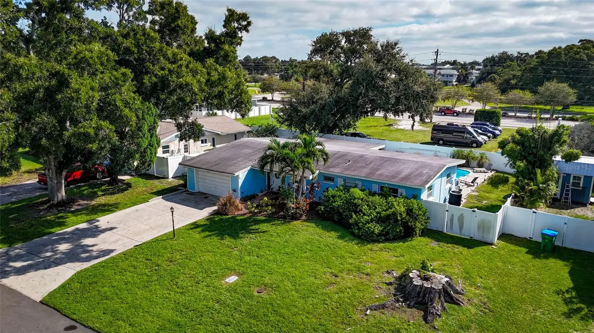 8465 Ridgewood Circle, Seminole, FL 33772 - #1