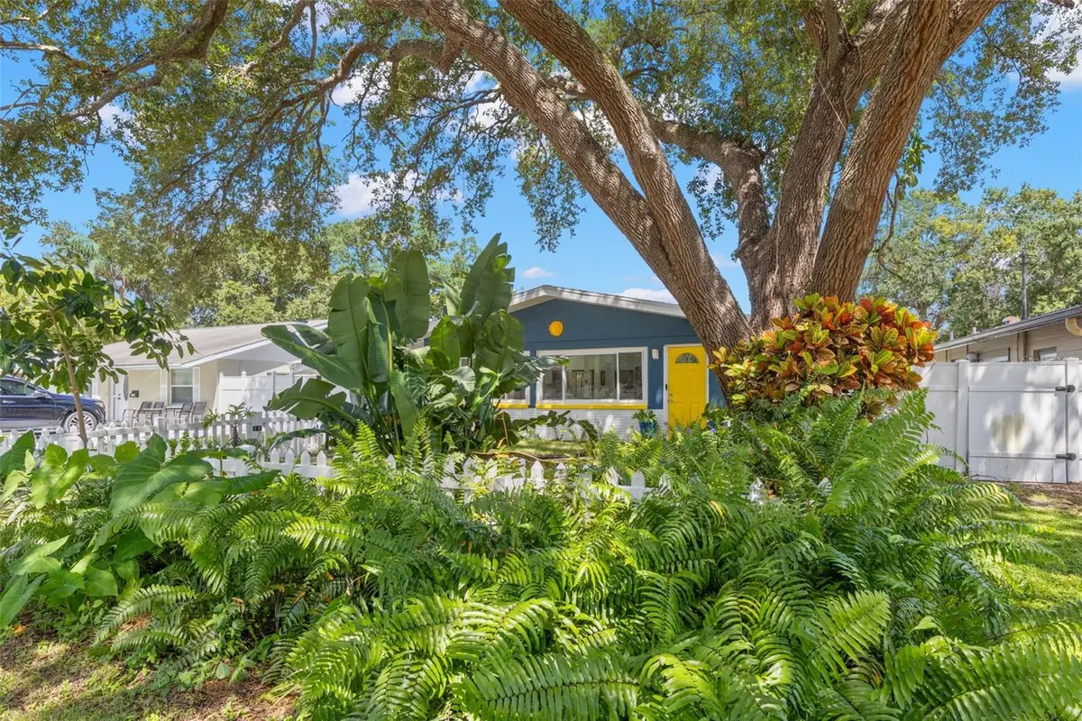 613 Cedarwood Street N, Saint Petersburg, FL 33703 - #1