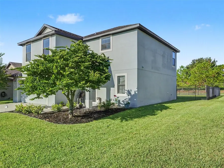 5660 Elsinore Way, Lakeland, FL 33805 - #2