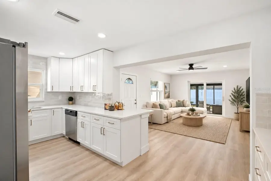 5734 20th Avenue N, Saint Petersburg, FL 33710 - #2