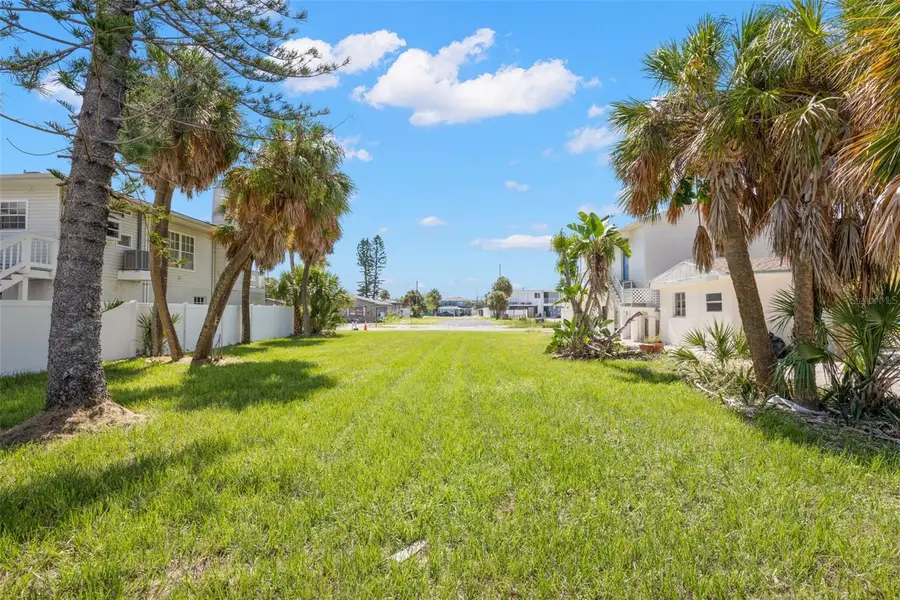623 73rd Avenue, Saint Pete Beach, FL 33706 - #2