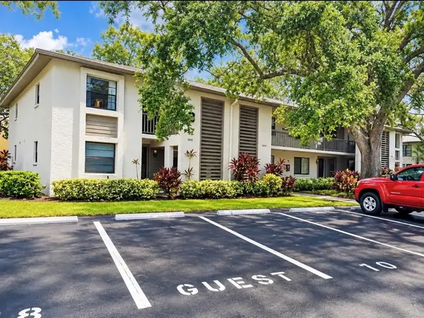 3032 Eastland Boulevard #B202, CLEARWATER, FL 33761