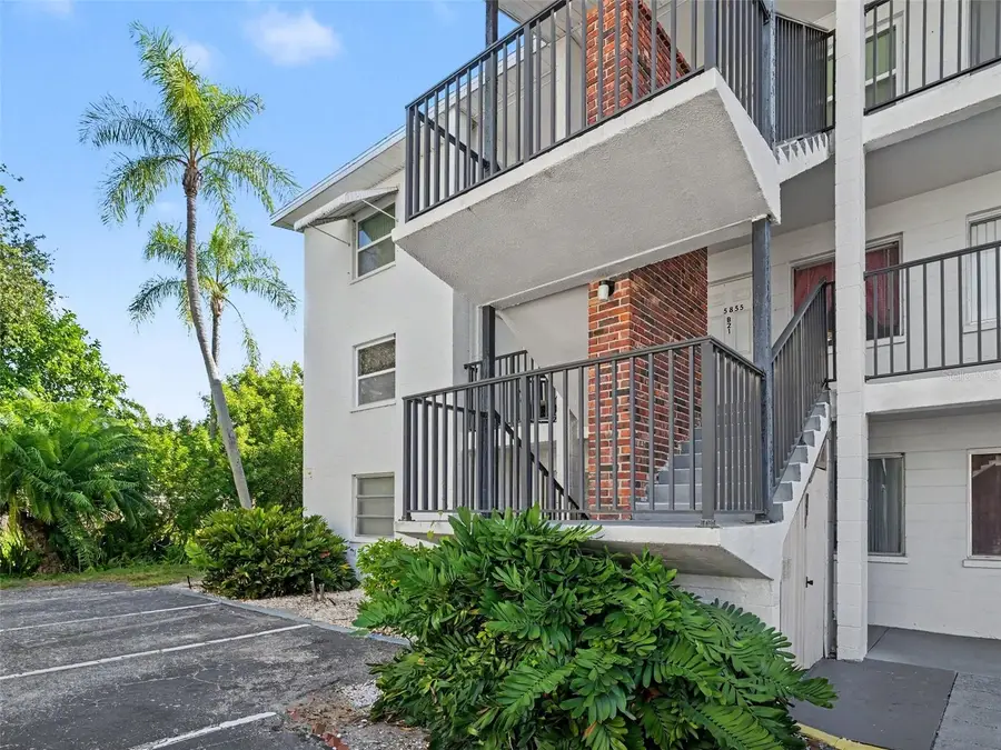 5855 Palm Lane #B21, Bradenton, FL 34207 - #2
