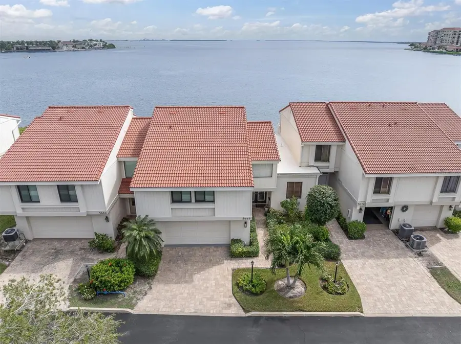5668 Escondida Boulevard S, Saint Petersburg, FL 33715 - #2